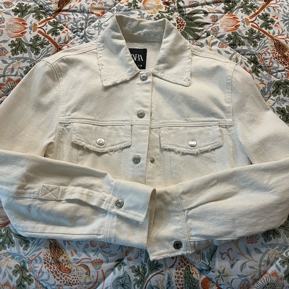 Zara Denim Jacket - Picture 7 of 7